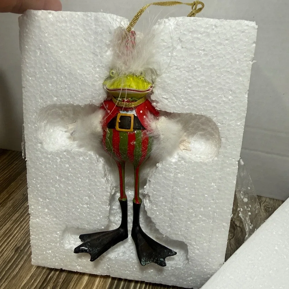 Dept 56 Fancy Frog Ornament Christmas  Whimsical  Striped krinkles BROKEN finger